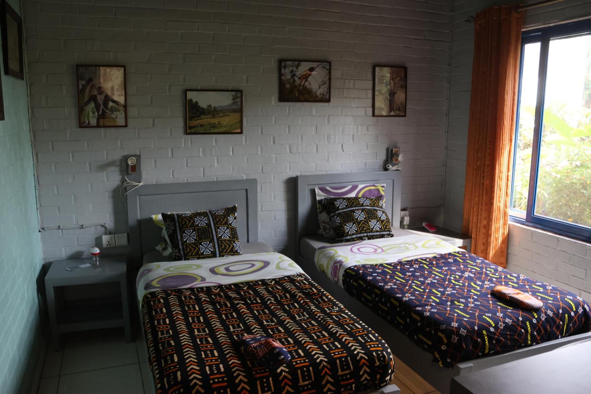 Umusambi B&B Кігалі Екстер'єр фото