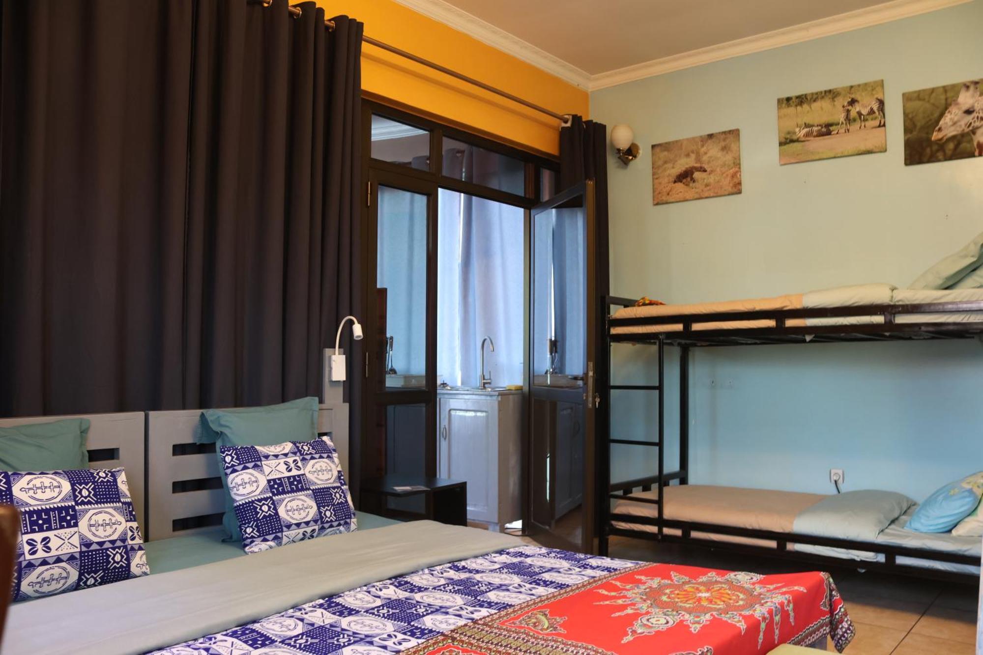 Umusambi B&B Кігалі Екстер'єр фото